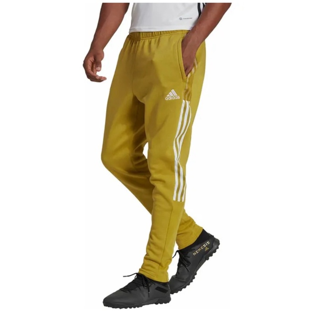 NWOT Men’s Tiro 21 adidas joggers size small